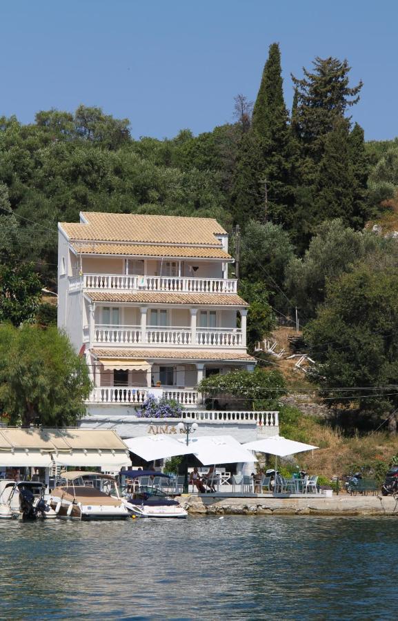 Kassiopi Seafront Elegant Apartments المظهر الخارجي الصورة